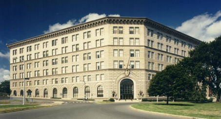 The state pays Konover annual rent of $4.7 million on 55 Elm St. Konover executives gave the Democratic Party $51,000 since the start of 2013.