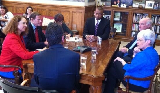 U.S. Transportation Secretary Anthony Foxx, center, met in Hartford last week with Connecticut officials.